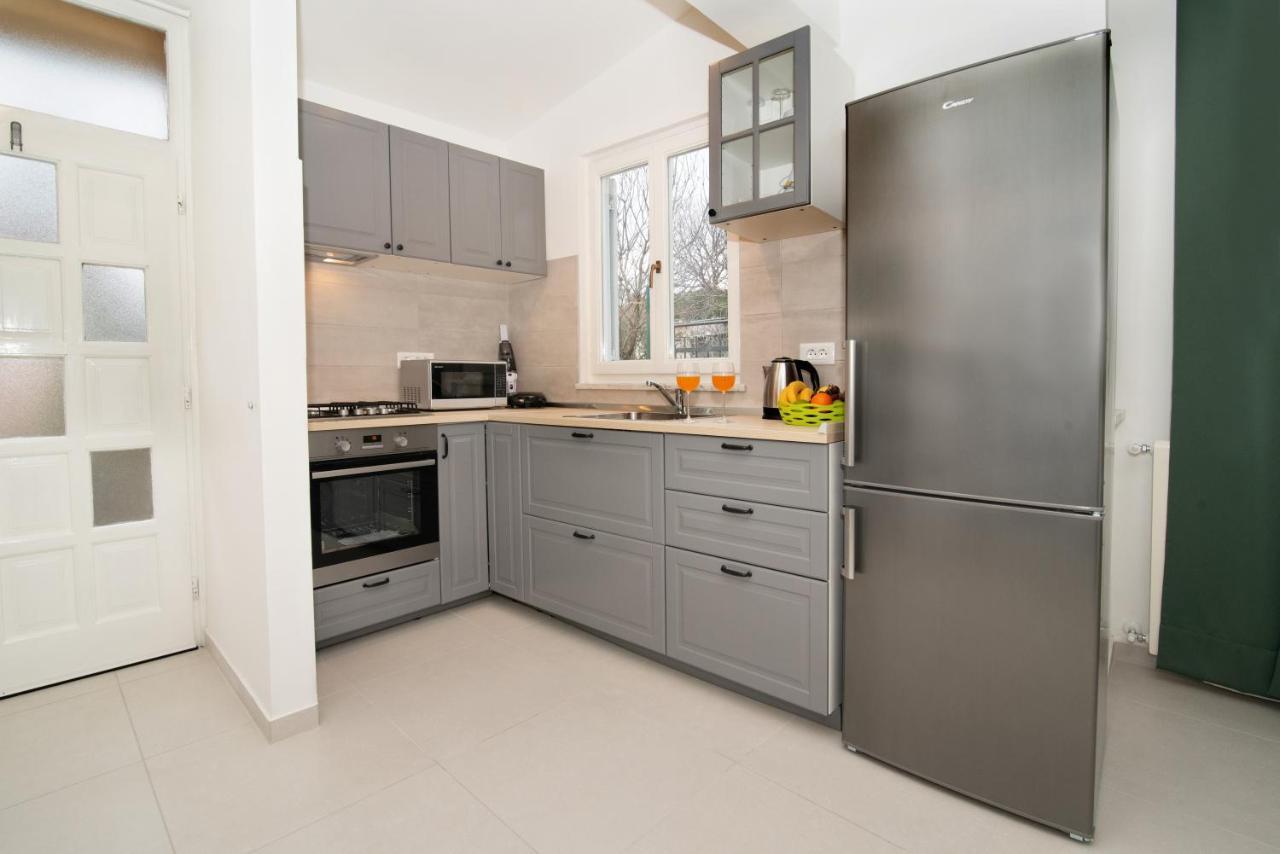 Four Modern Apartment'S At Antique Villa, Castropola 8, Pula, City Center *