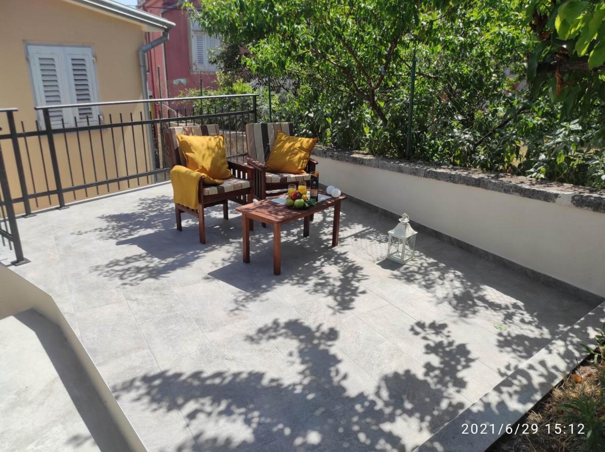 Apartment Four Modern Apartment'S At Antique Villa, Castropola 8, Pula, City Center