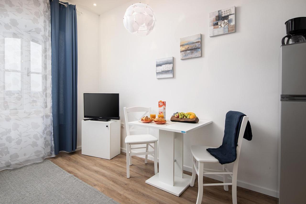 Four Modern Apartment'S At Antique Villa, Castropola 8, Pula, City Center * Pula