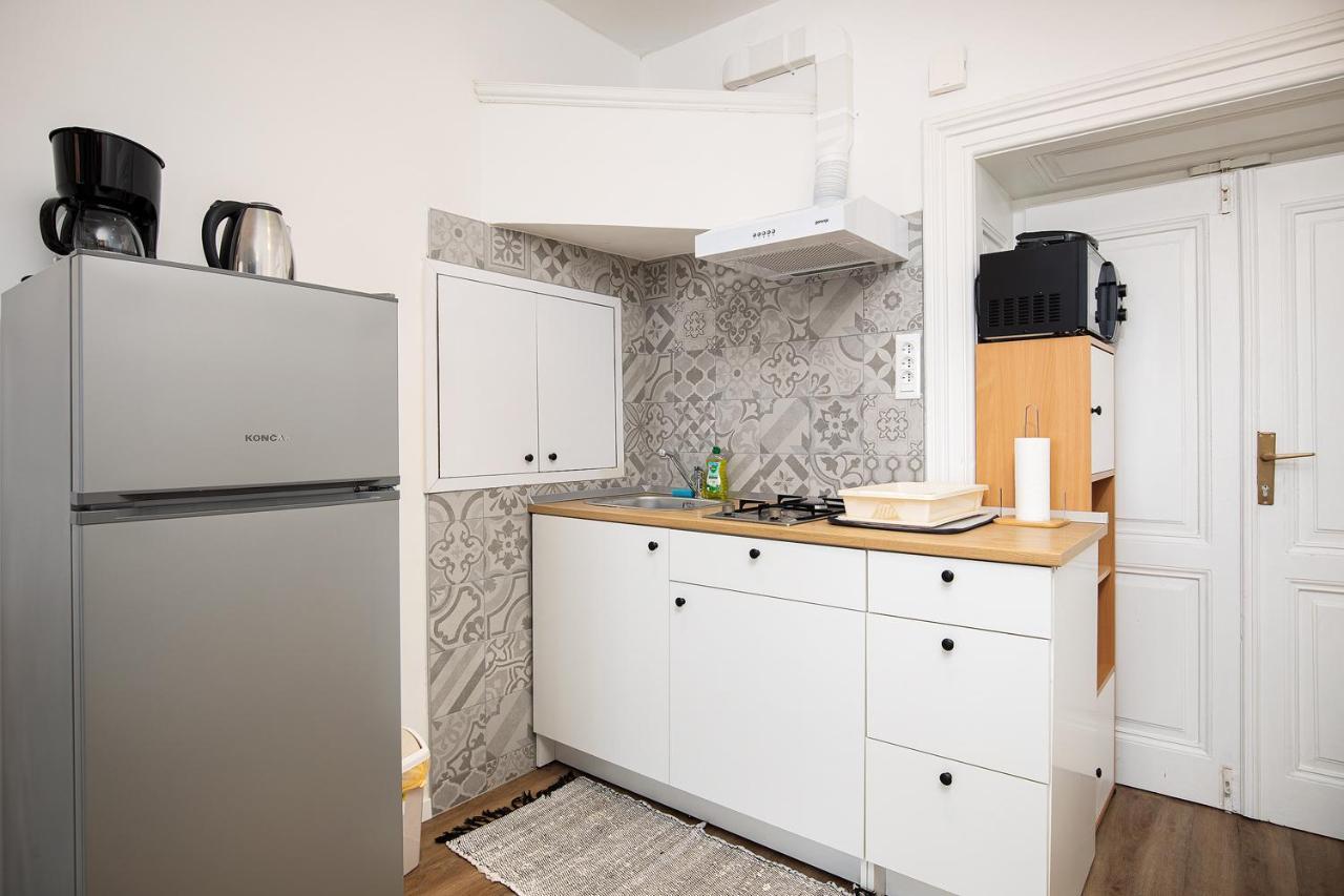 Four Modern Apartment'S At Antique Villa, Castropola 8, Pula, City Center Apartment Pula