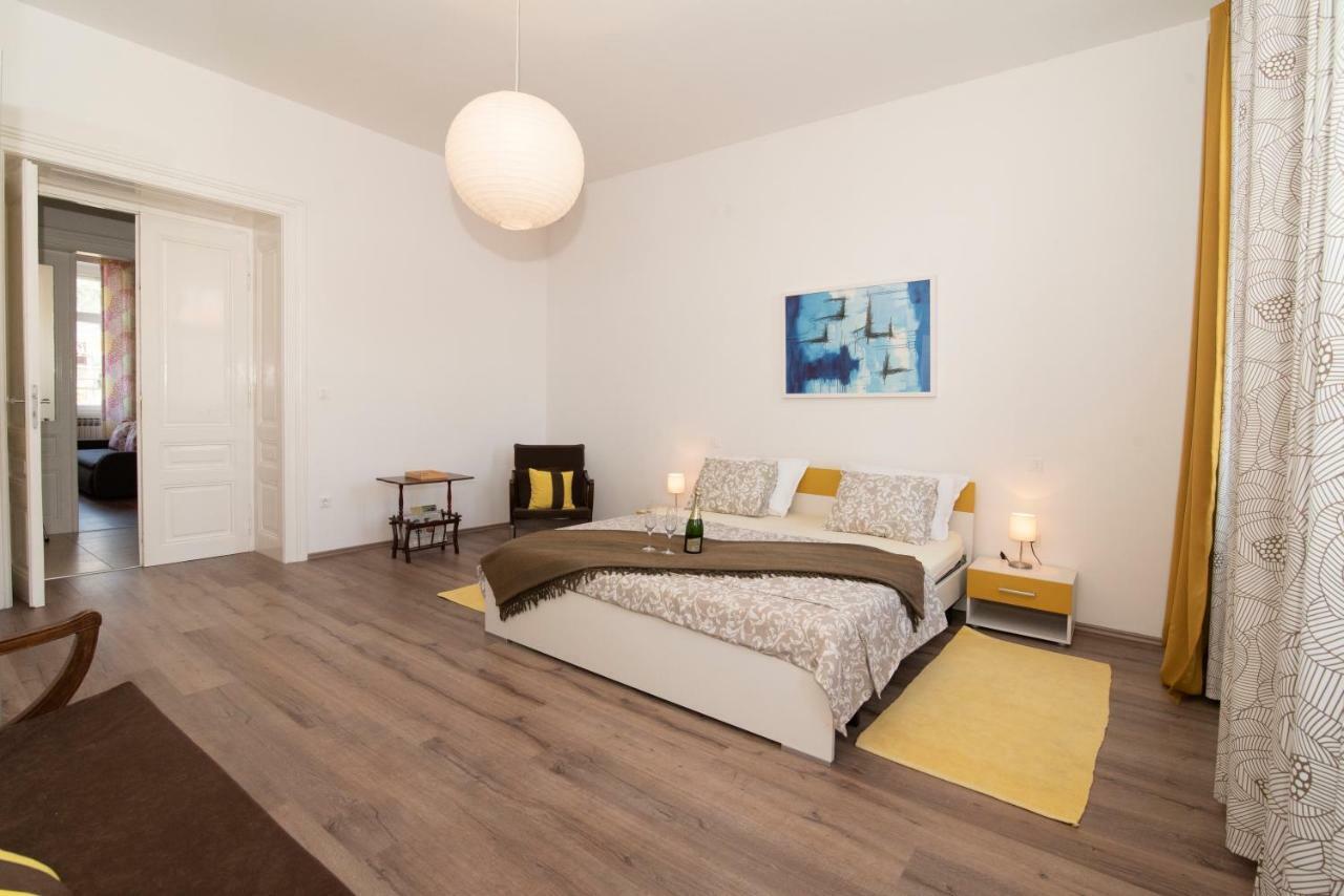 Four Modern Apartment'S At Antique Villa, Castropola 8, Pula, City Center *